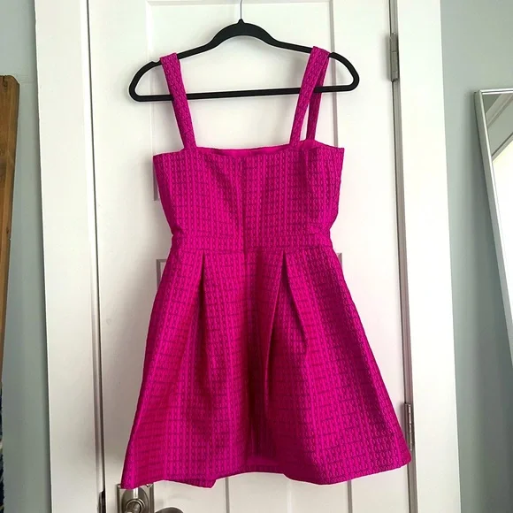 ALEXIS Arie Jacquard Square Neckline Mini Dress Fuchsia Pink NEW with tag - Picture 3 of 6